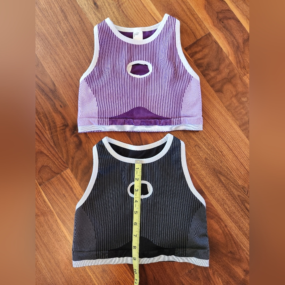 Fabletics Low Impact Sports Bra - Picture 4 of 5